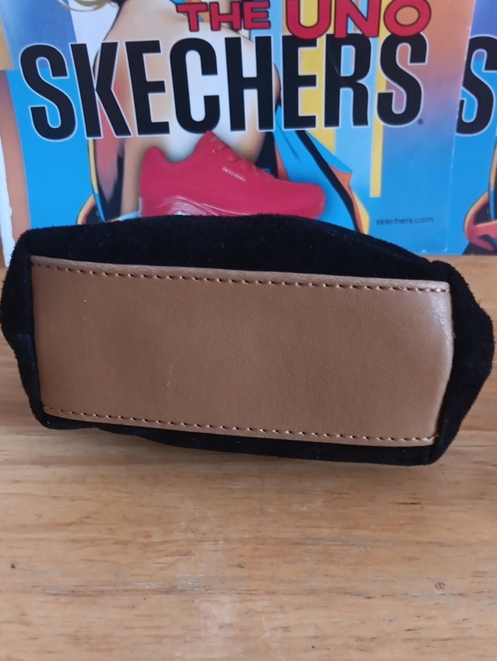 Black and Pink Kiss-Lock Coin Pouches - Picture 7 of 7